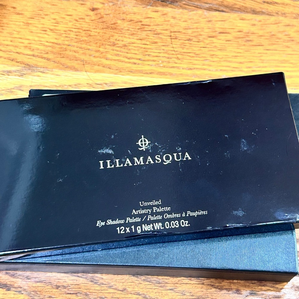 Illamasqua‎ Eyeshadow Palette Unveiled Artistry 12g Nude Pink Matte Shimmer New